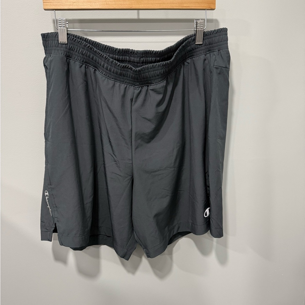Mens champion running shorts size XL